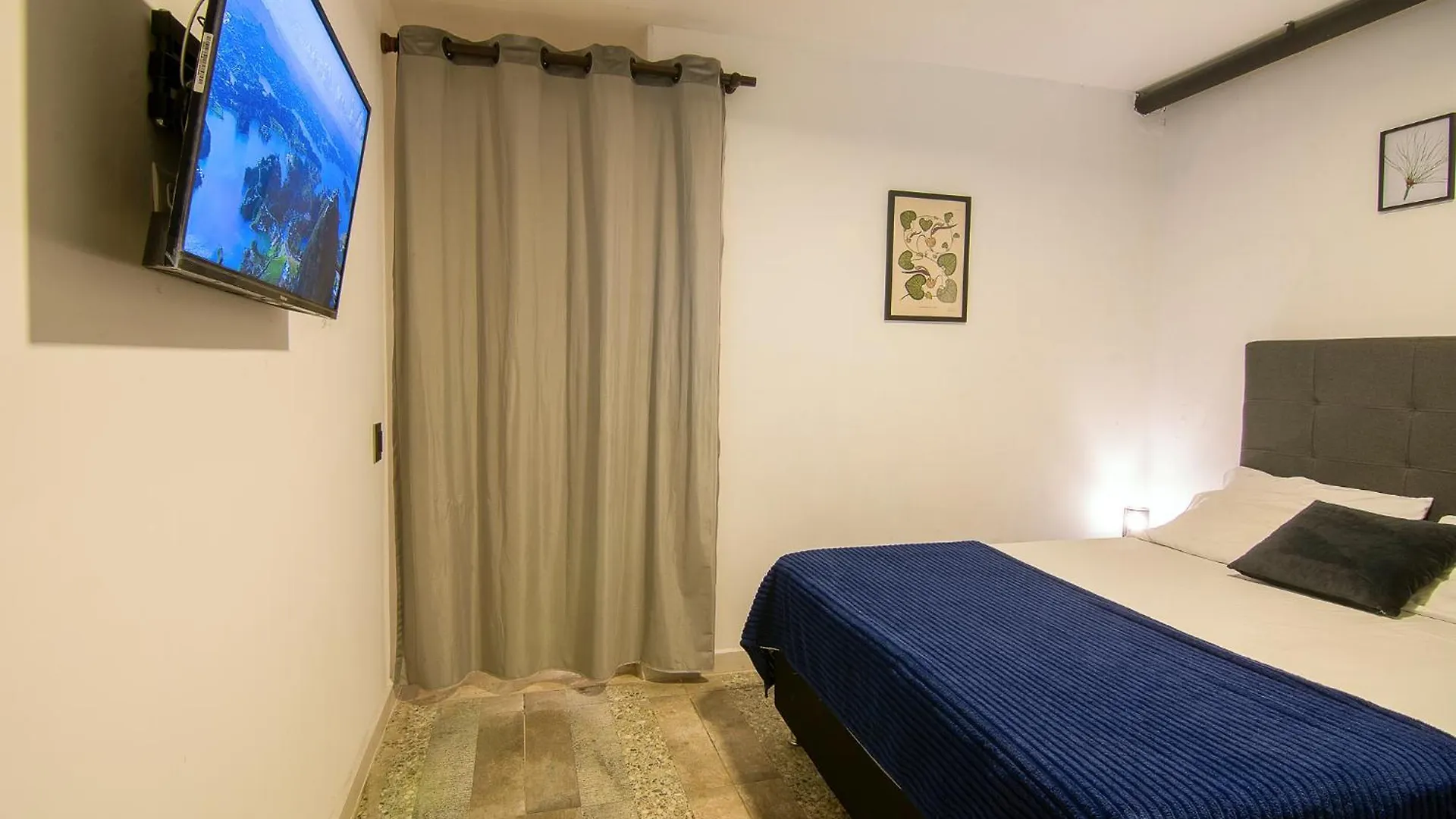 Apartamentos Medeliving Laureles-Estadio Medellin 0*,  Colombia