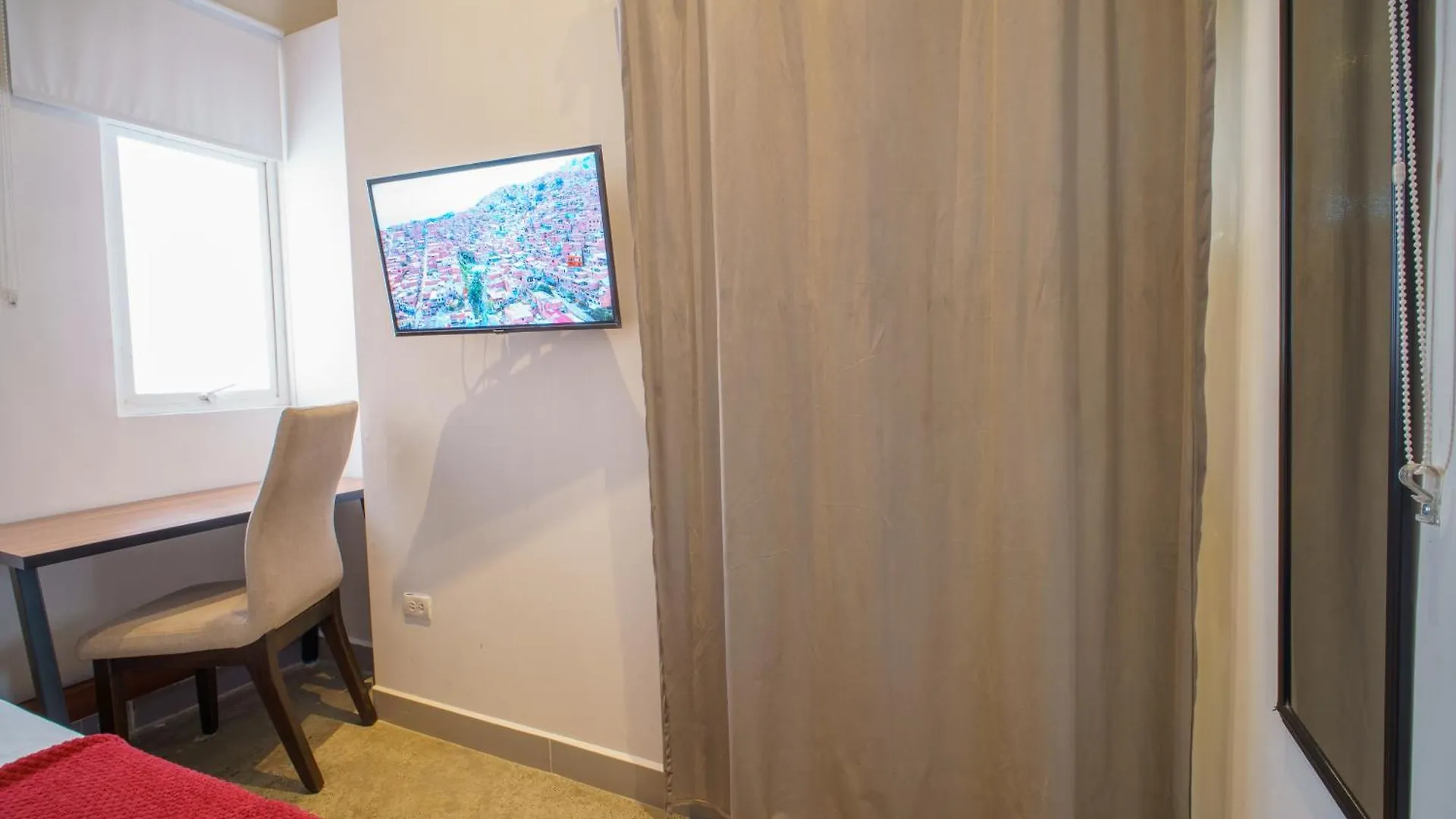 Apartamentos Medeliving Laureles-Estadio 메딜린 0*,