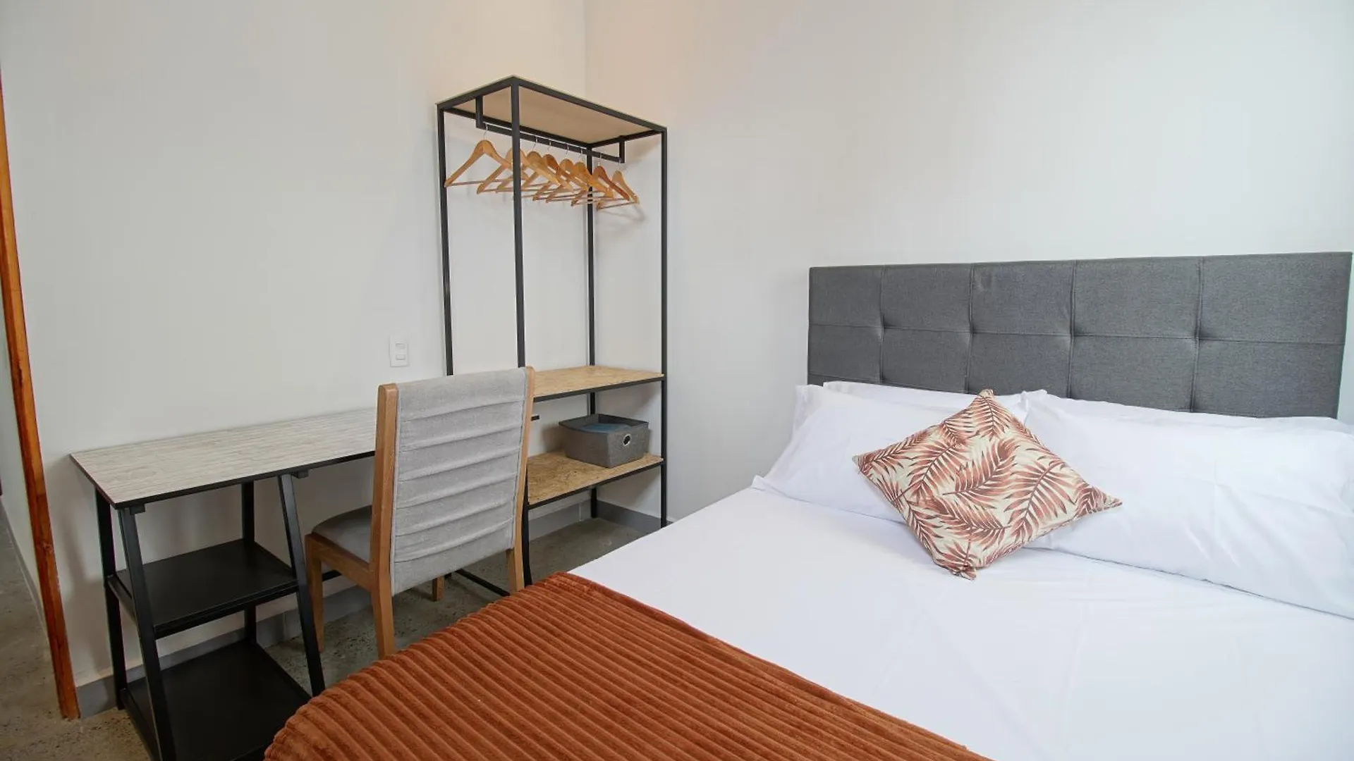 Apartamentos Medeliving Laureles-Estadio 메딜린